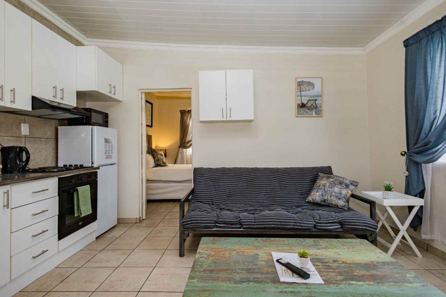 To Let 1 Bedroom Property for Rent in Oakdale Western Cape